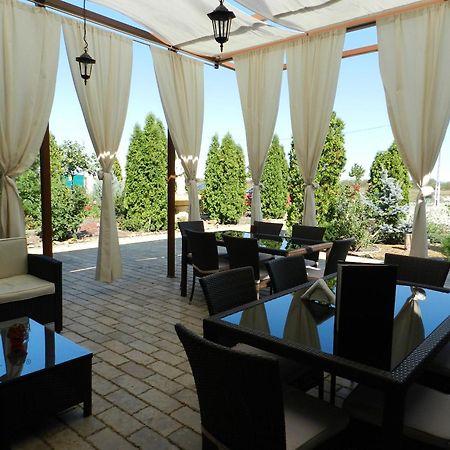 Anette Resort & Spa Covaci ภายนอก รูปภาพ