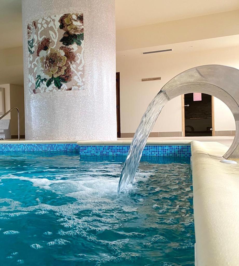 Anette Resort & Spa Covaci ภายนอก รูปภาพ