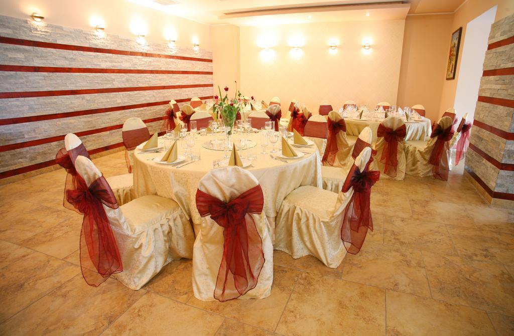 Anette Resort & Spa Covaci ภายนอก รูปภาพ
