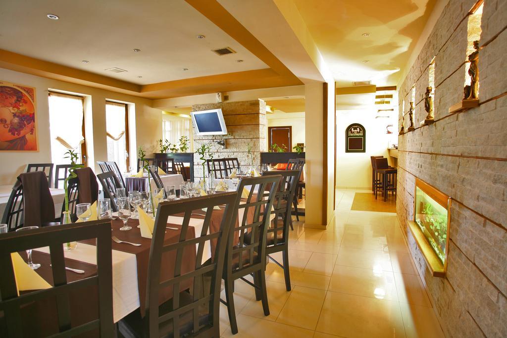 Anette Resort & Spa Covaci ภายนอก รูปภาพ
