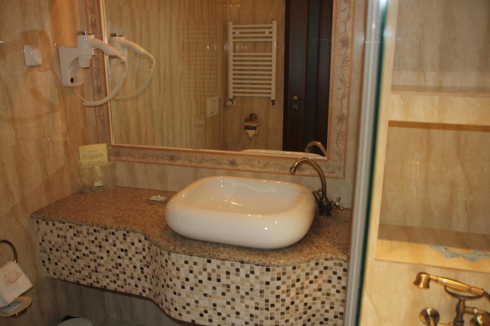 Anette Resort & Spa Covaci ภายนอก รูปภาพ